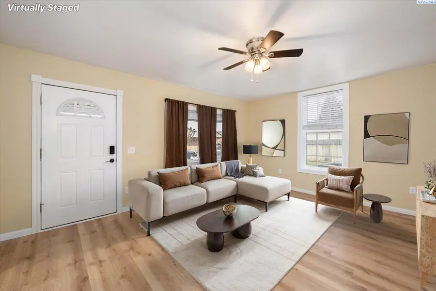 406 S Fir St, Kennewick, WA 99336 - #2