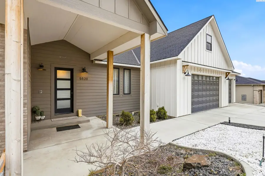 5520 Hershey Ln., West Richland, WA 99353 - #3