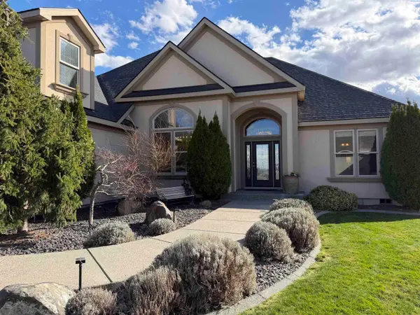 421 Sundance Dr., Richland, WA 99352