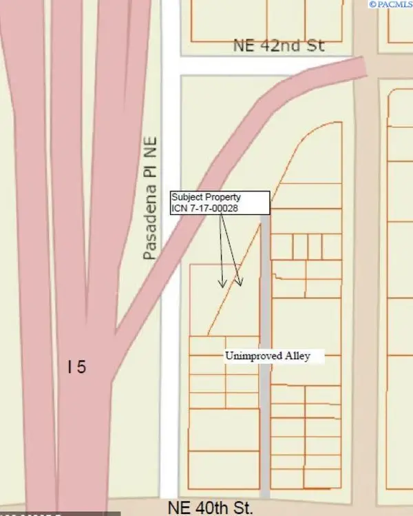 4048 NE Pasadena Place, Seattle, WA 98105