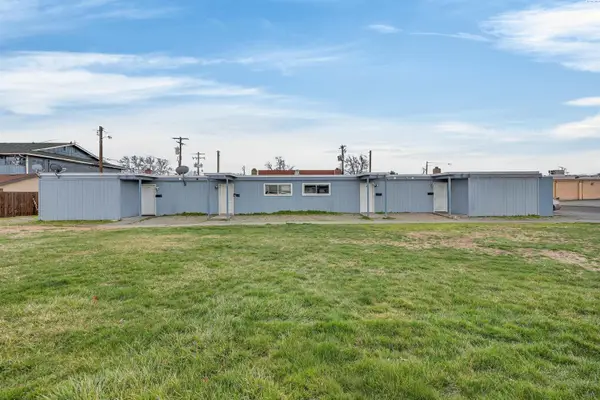 1713 N 10th Ave, Pasco, WA 99301