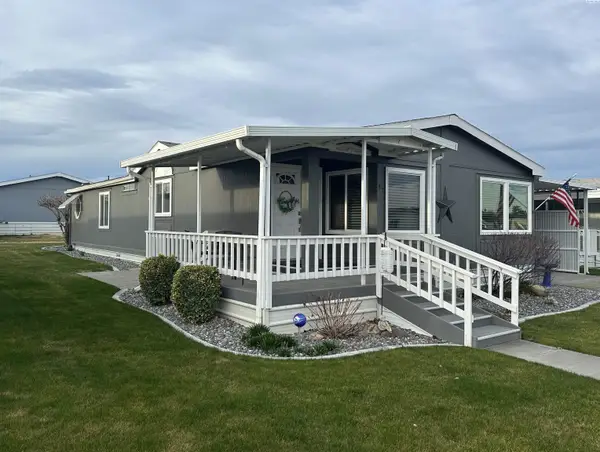 312 S Columbia Center Blvd #47, Kennewick, WA 99336