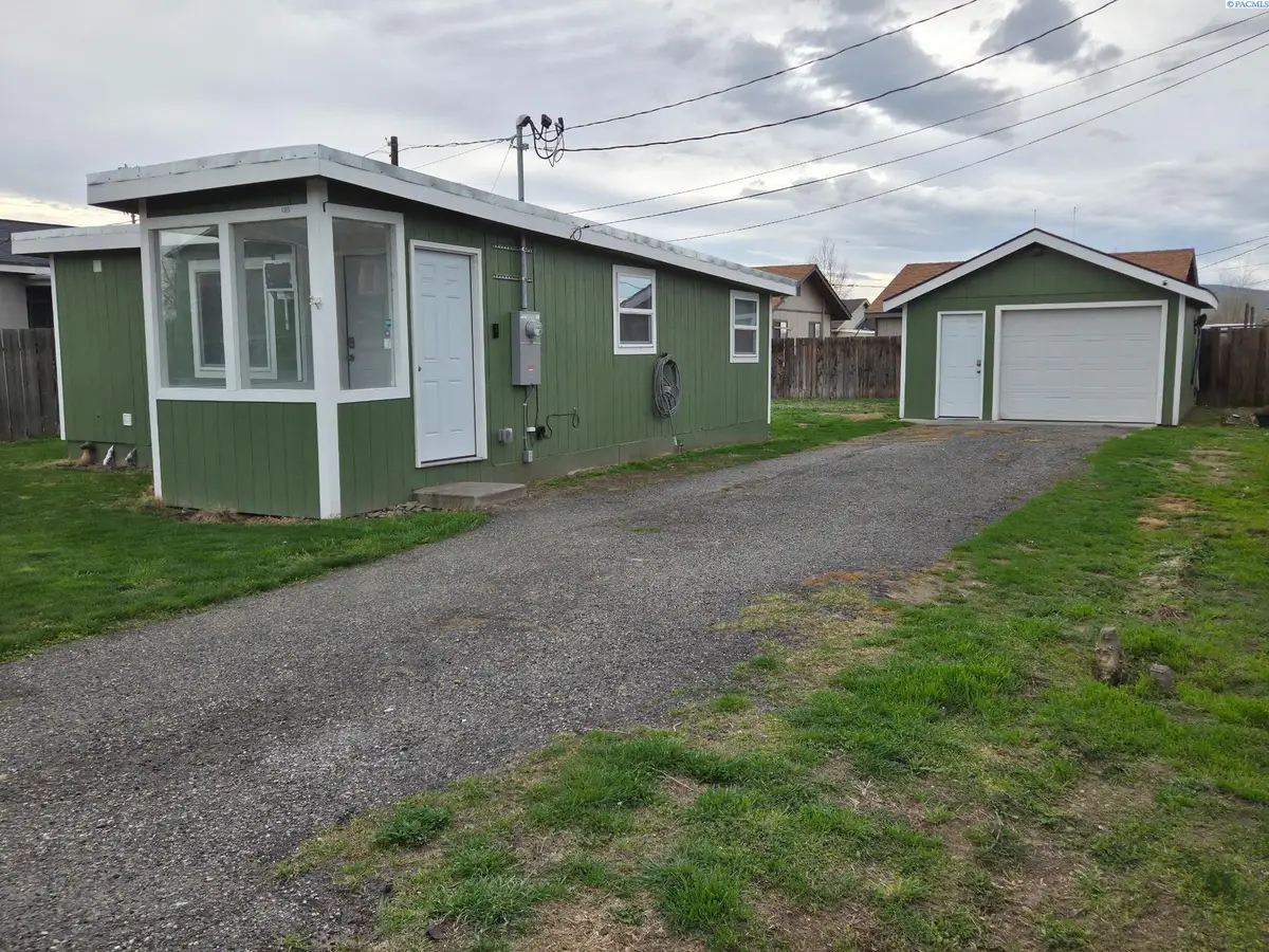 1355 Georgia Avenue, Richland, WA 99352 - #1