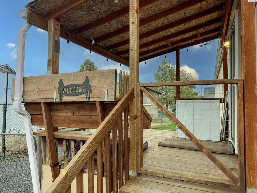 255 NW Golden Hills Dr. #38 #38, Pullman, WA 99163 - #2