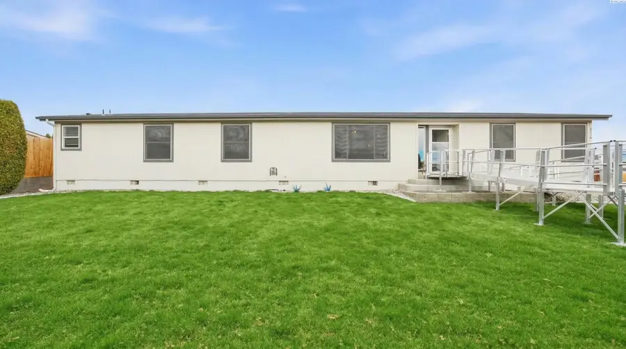 3110 W 24th Ave, Kennewick, WA 99337 - #3