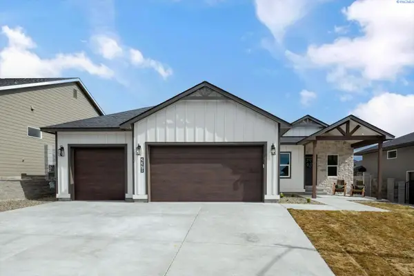 2378 Waterhill Avenue, Richland, WA 99352