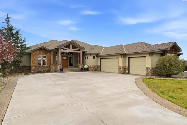 4604 Shoreline Court, Pasco, WA 99301