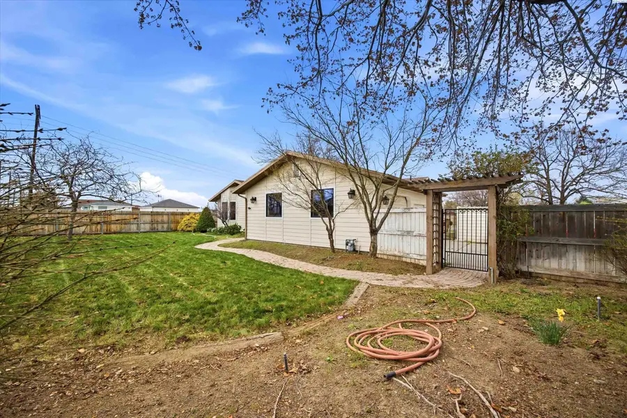 2017 S Washington, Kennewick, WA 99337 - #3