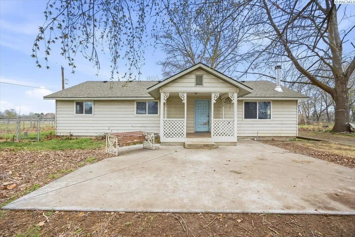 91011 N Yakima River Dr., West Richland, WA 99353 - #1