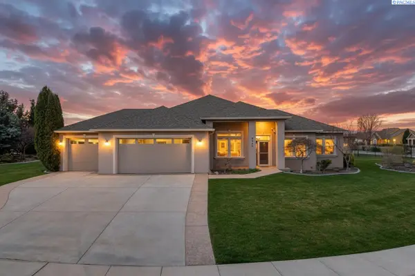 4209 Norma Loop, West Richland, WA 99353