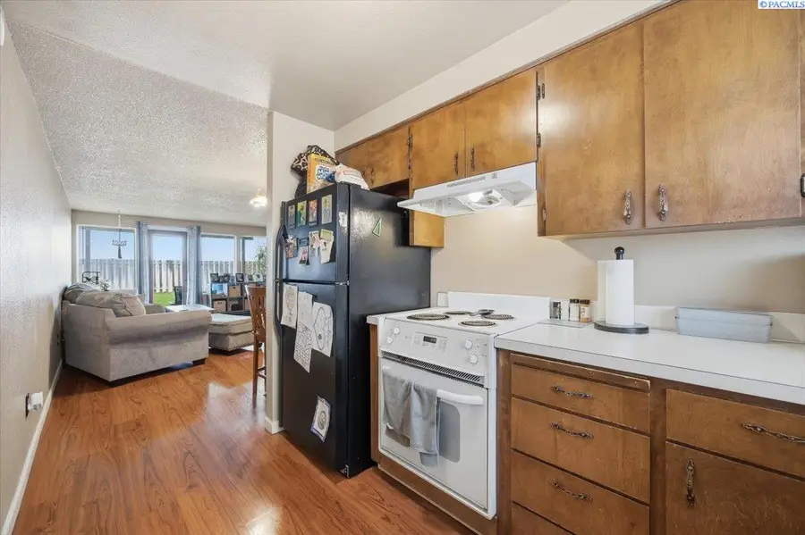 3506 W 1st Ave, Kennewick, WA 99336 - #3