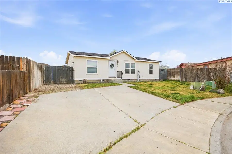 2619 E Adelia Road, Pasco, WA 99301 - #2