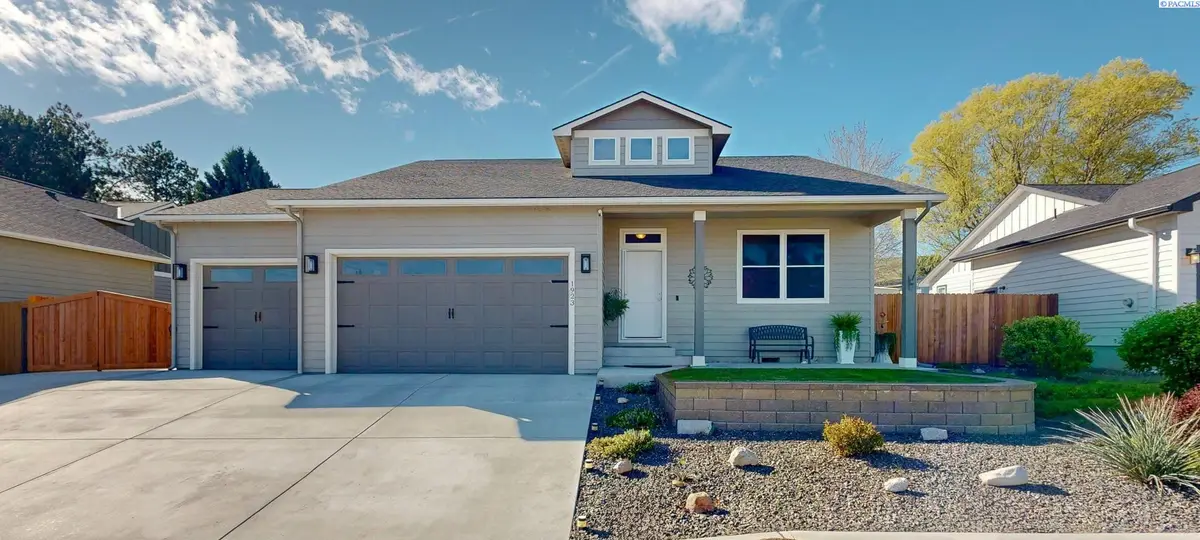 1923 W 39th Avenue, Kennewick, WA 99336 - #1