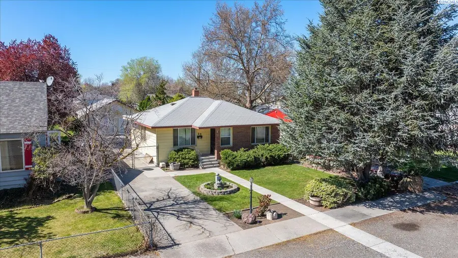 29 N Jean St., Kennewick, WA 99336 - #3