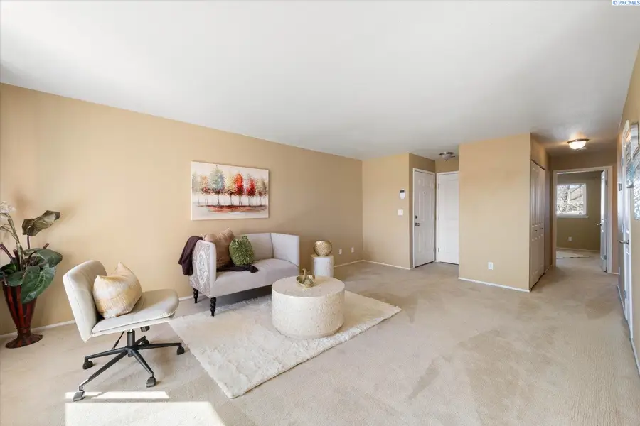 3121 W Hood #I 204, Kennewick, WA 99336 - #2