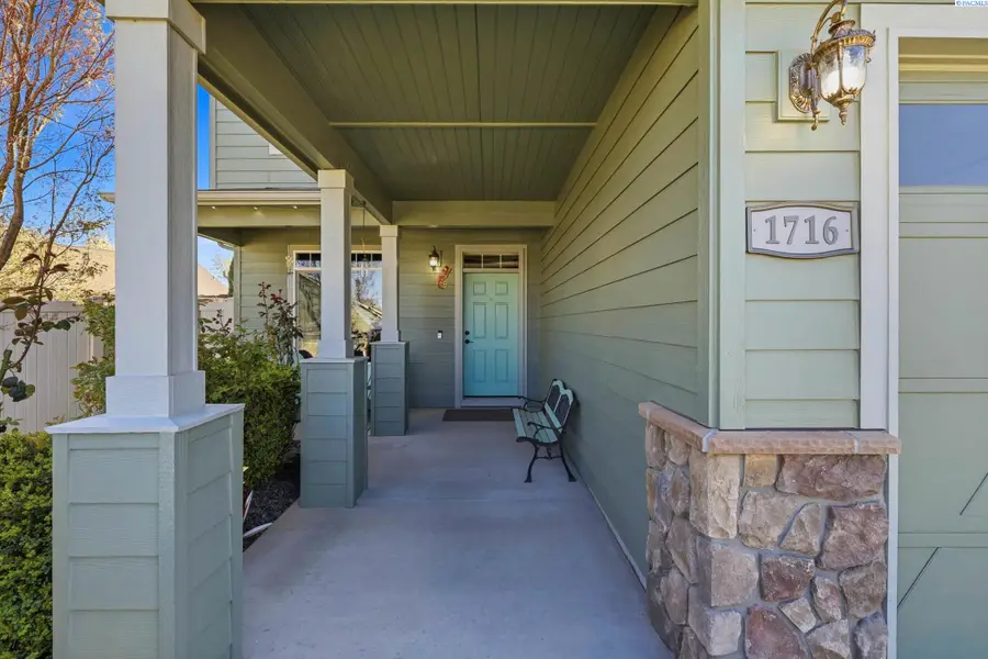 1716 Manchester St., Richland, WA 99352-0000 - #2