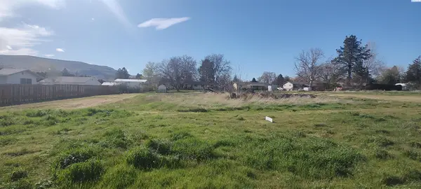 NKA 11th Street, Benton City, WA 99320