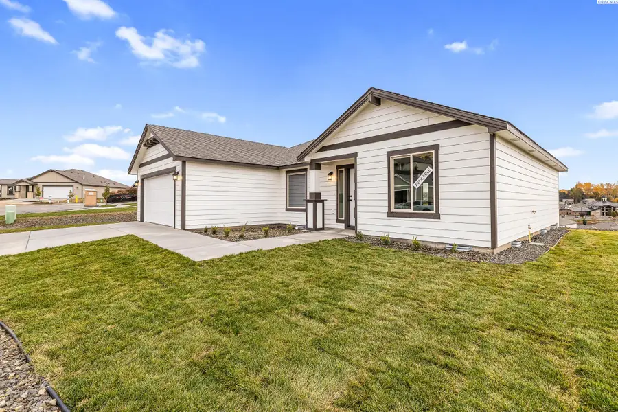 6557 W 29th Ct, Kennewick, WA 99338 - #2