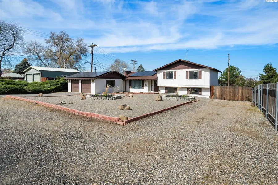 6220 W Willamette Ave, Kennewick, WA 99336 - #3