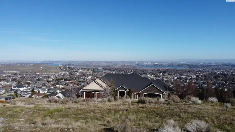 486 Mont Blanc Way, Richland, WA 99352 - #3