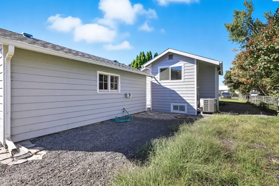 1123 Prosser Ave, Prosser, WA 99350 - #2