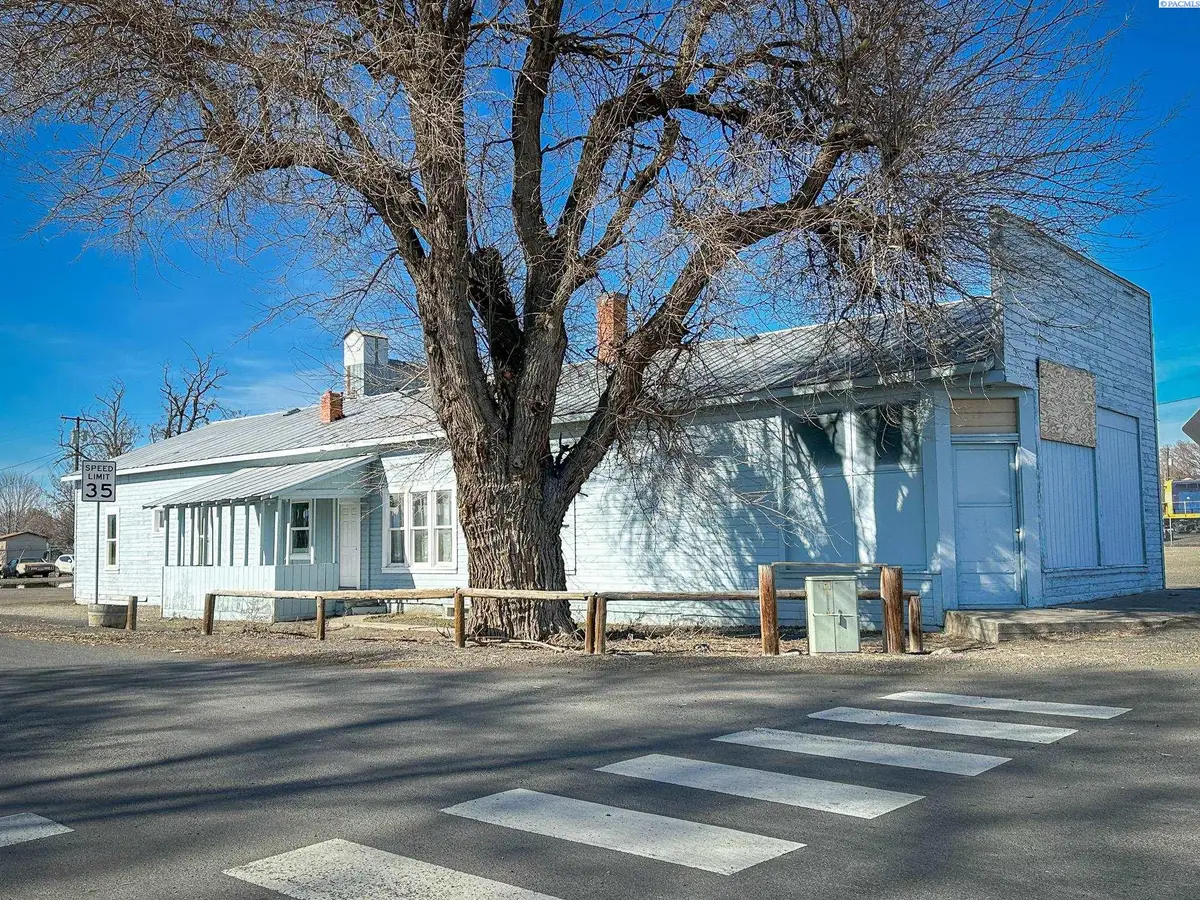 100902 W Foisy Rd, Prosser, WA 99350 - #1