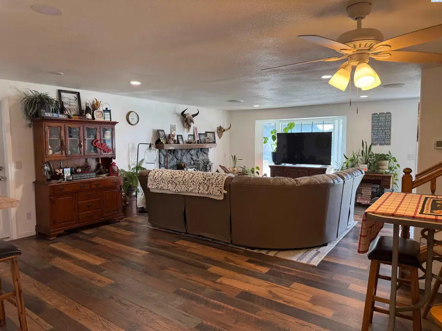 6105 W Sylvester St., Pasco, WA 99301 - #3