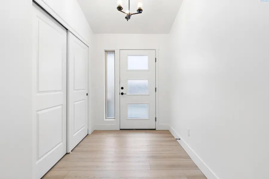 6254 W 28th Ave, Kennewick, WA 99338 - #3