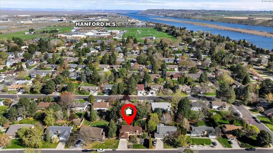 120 Macarthur Street, Richland, WA 99354 - #2