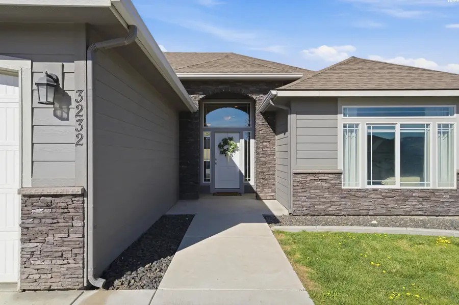 3232 S Taft, Kennewick, WA 99338 - #3