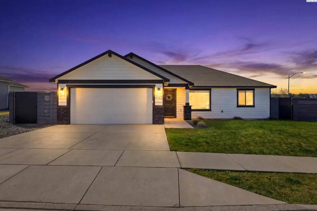 6367 W 30th Pl, Kennewick, WA 99338 - #1