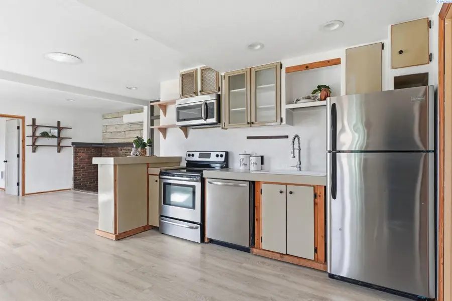 1108 W Entiat Ave, Kennewick, WA 99336 - #2