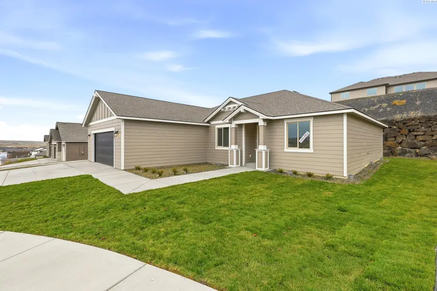 6520 W 29th Ct, Kennewick, WA 99338 - #2
