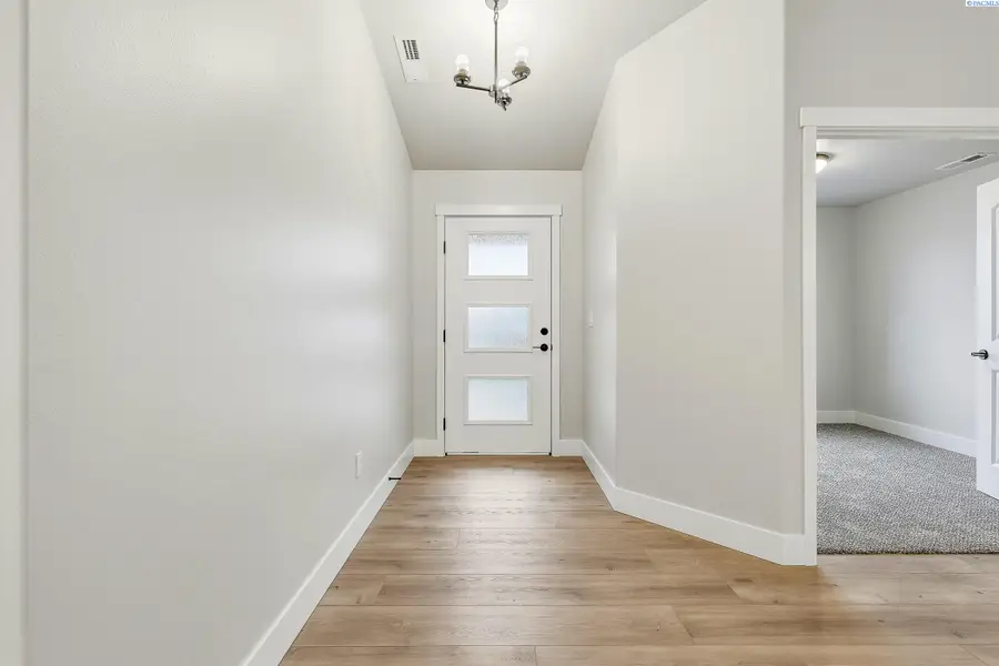 6520 W 29th Ct, Kennewick, WA 99338 - #3