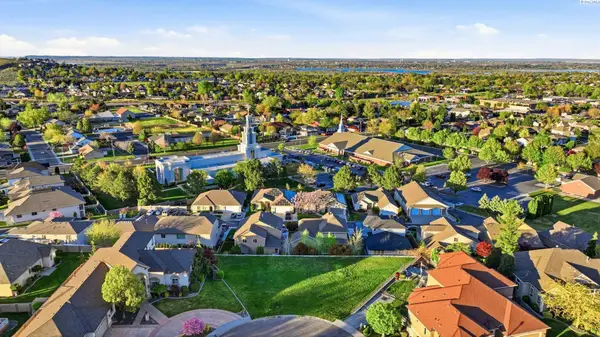 368 Clovernook, Richland, WA 99352