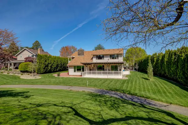 241 Pinetree Lane, Richland, WA 99352