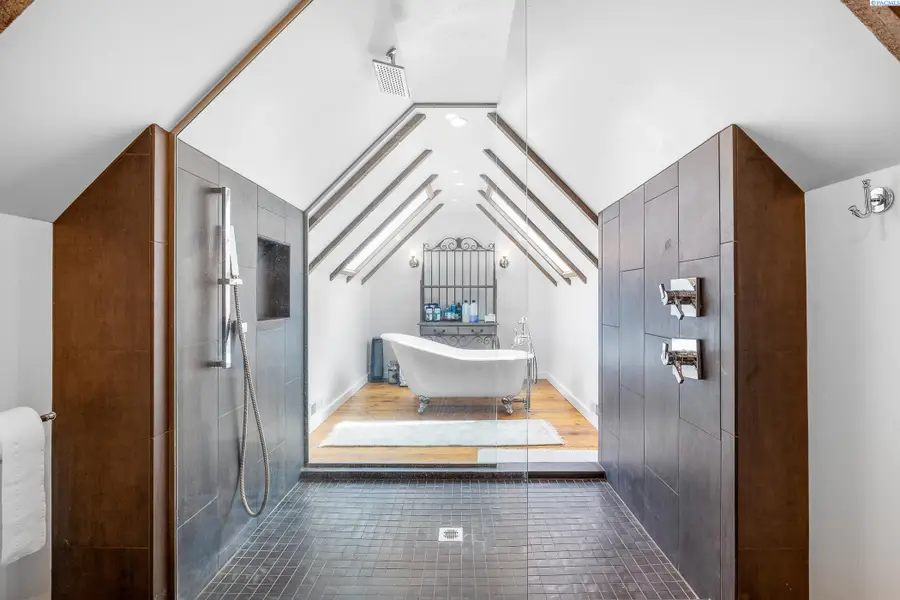 218 W Dayton Avenue, Dayton, WA 99328 - #2