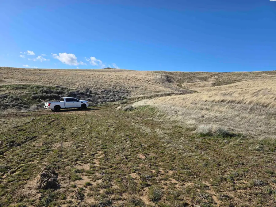 15285 Mabton-bickleton Rd, Mabton, WA 98935 - #2