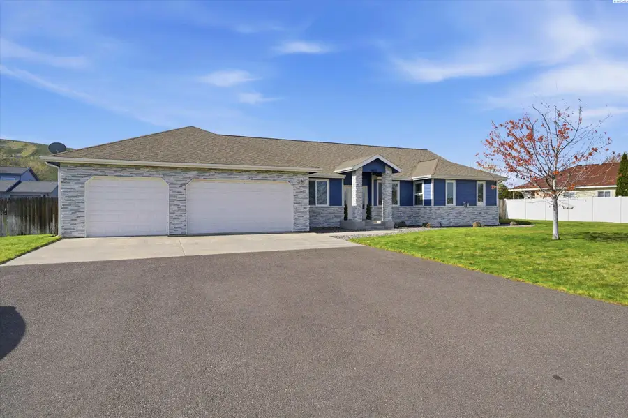 4007 Keene Rd, Richland, WA 99352 - #2