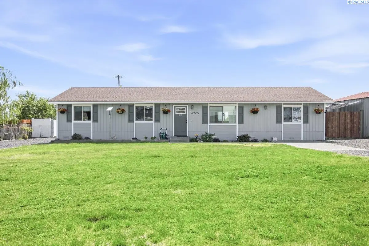 46505 W Paterson Ave, Paterson, WA 99345 - #1