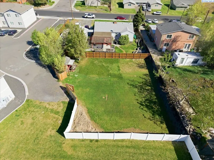 3823 W 7th Ave, Kennewick, WA 99336 - #3