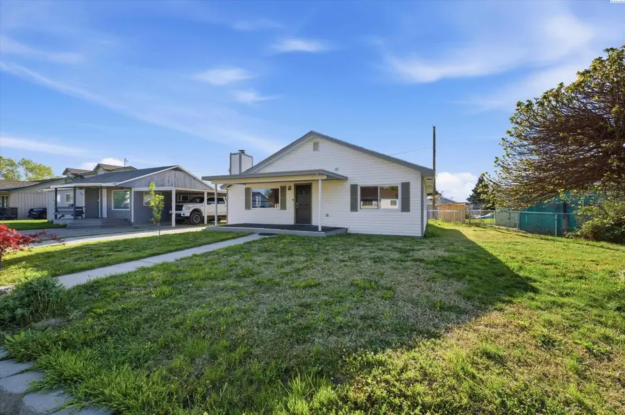 402 Rossell Ave, Richland, WA 99352 - #2