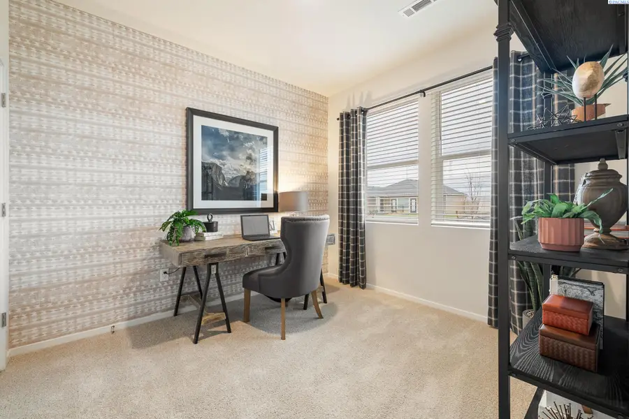 11221 Buckingham Dr, Pasco, WA 99301 - #3