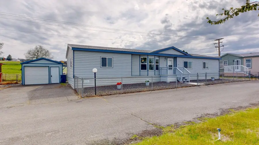 6805 Haag Street, West Richland, WA 99353 - #2