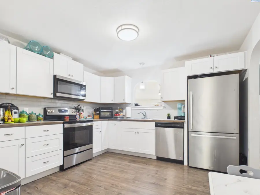 810 S Hawthorne, Kennewick, WA 99336 - #2