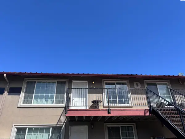 526 S 40th Ave #d-210 #D-210, West Richland, WA 99353