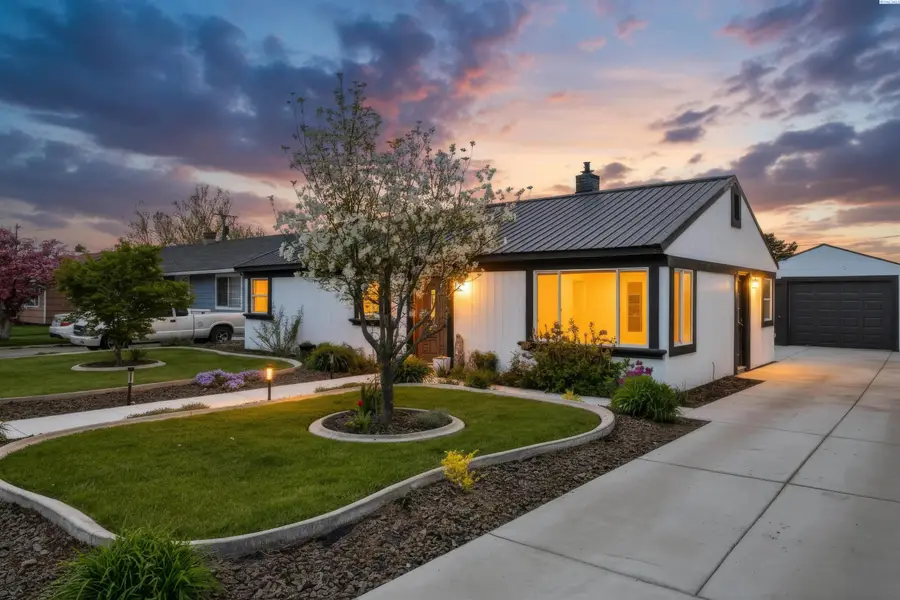 1910 N 9th Ave, Pasco, WA 99301 - #2