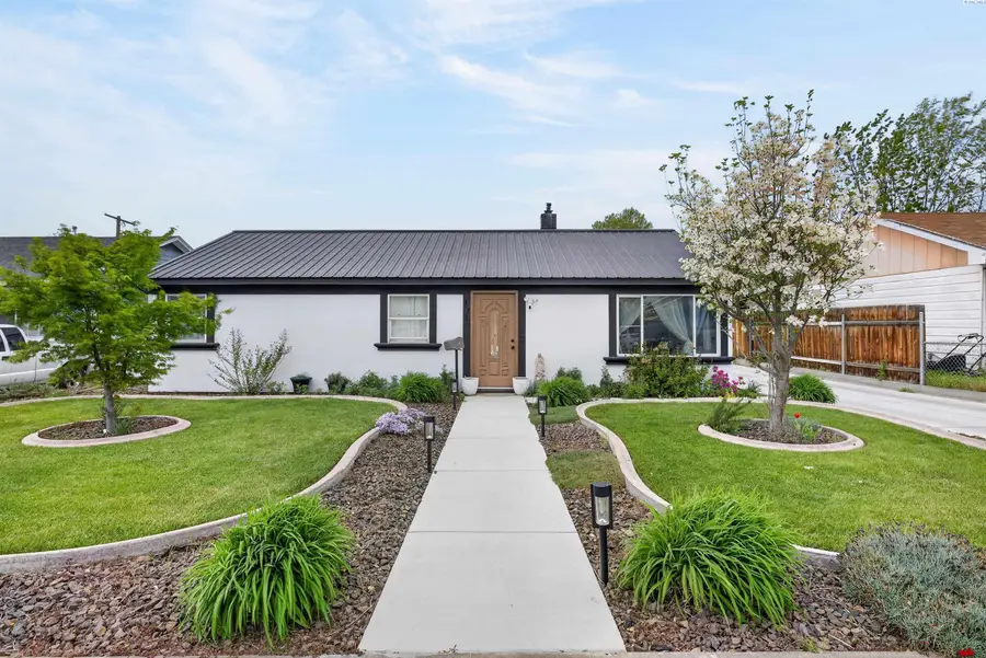 1910 N 9th Ave, Pasco, WA 99301 - #3
