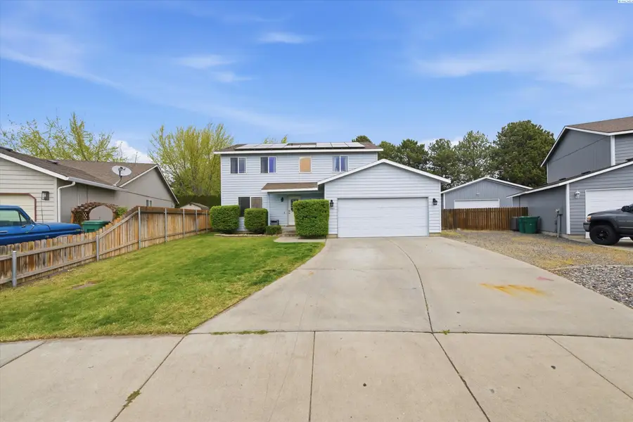 2004 W 28th Pl, Kennewick, WA 99336 - #2