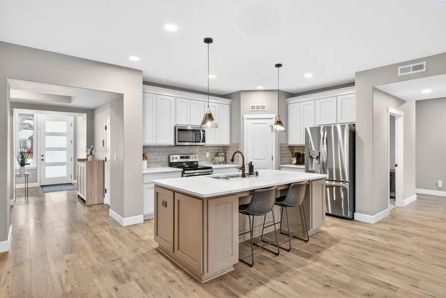 9908 Chinook Court, Pasco, WA 99301 - #3